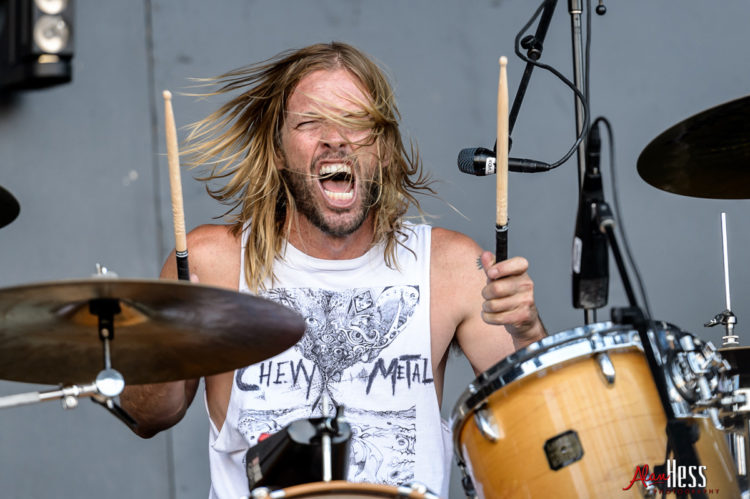 Chevy Metal perform at the 91X-Fest on June 5, 2016 at Sleep Train Amphitheatre in Chula Vista, CA